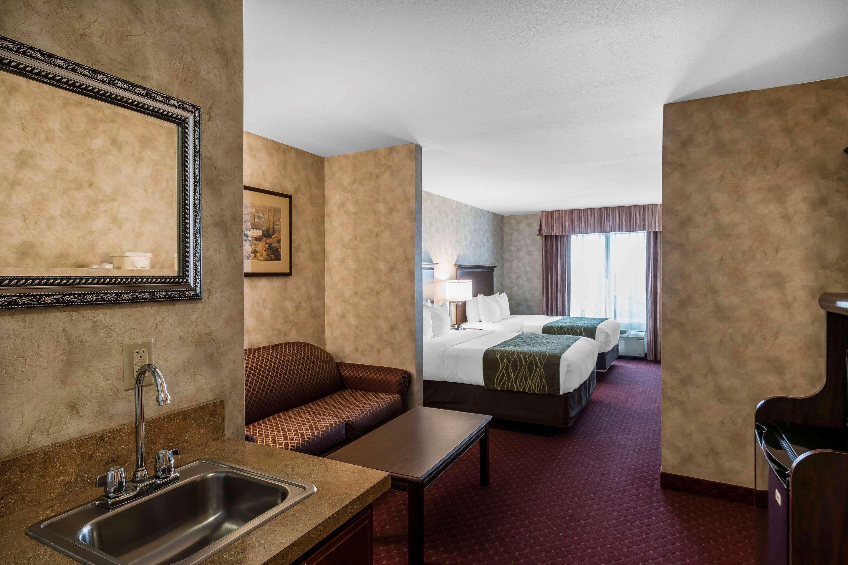 וואלה וואלה Comfort Inn & Suites מראה חיצוני תמונה