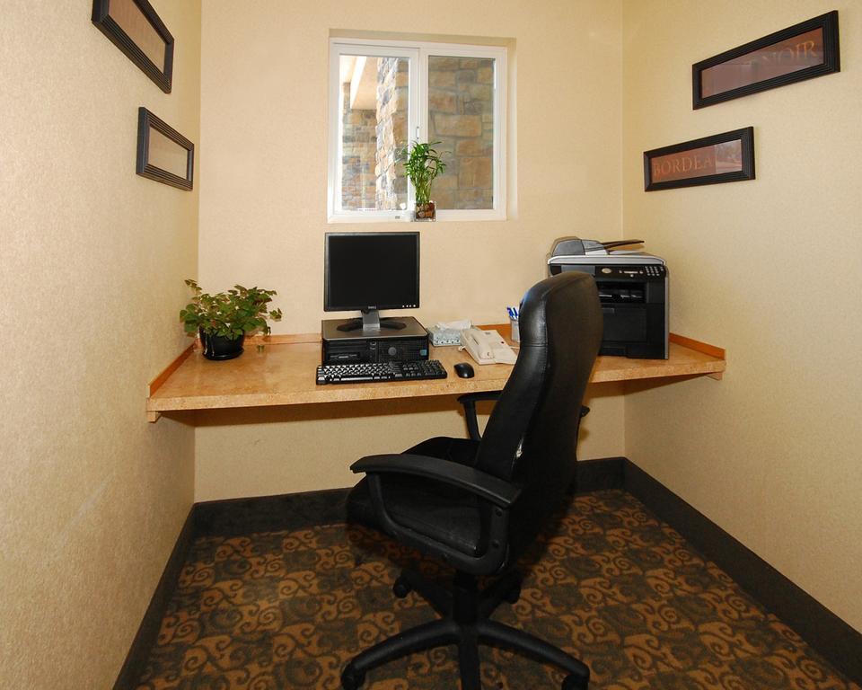 וואלה וואלה Comfort Inn & Suites מראה חיצוני תמונה