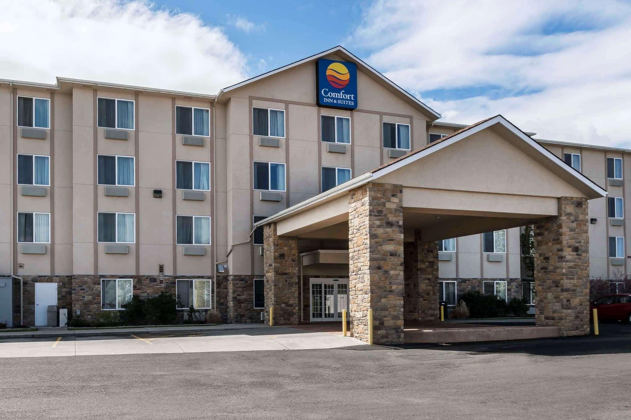 וואלה וואלה Comfort Inn & Suites מראה חיצוני תמונה