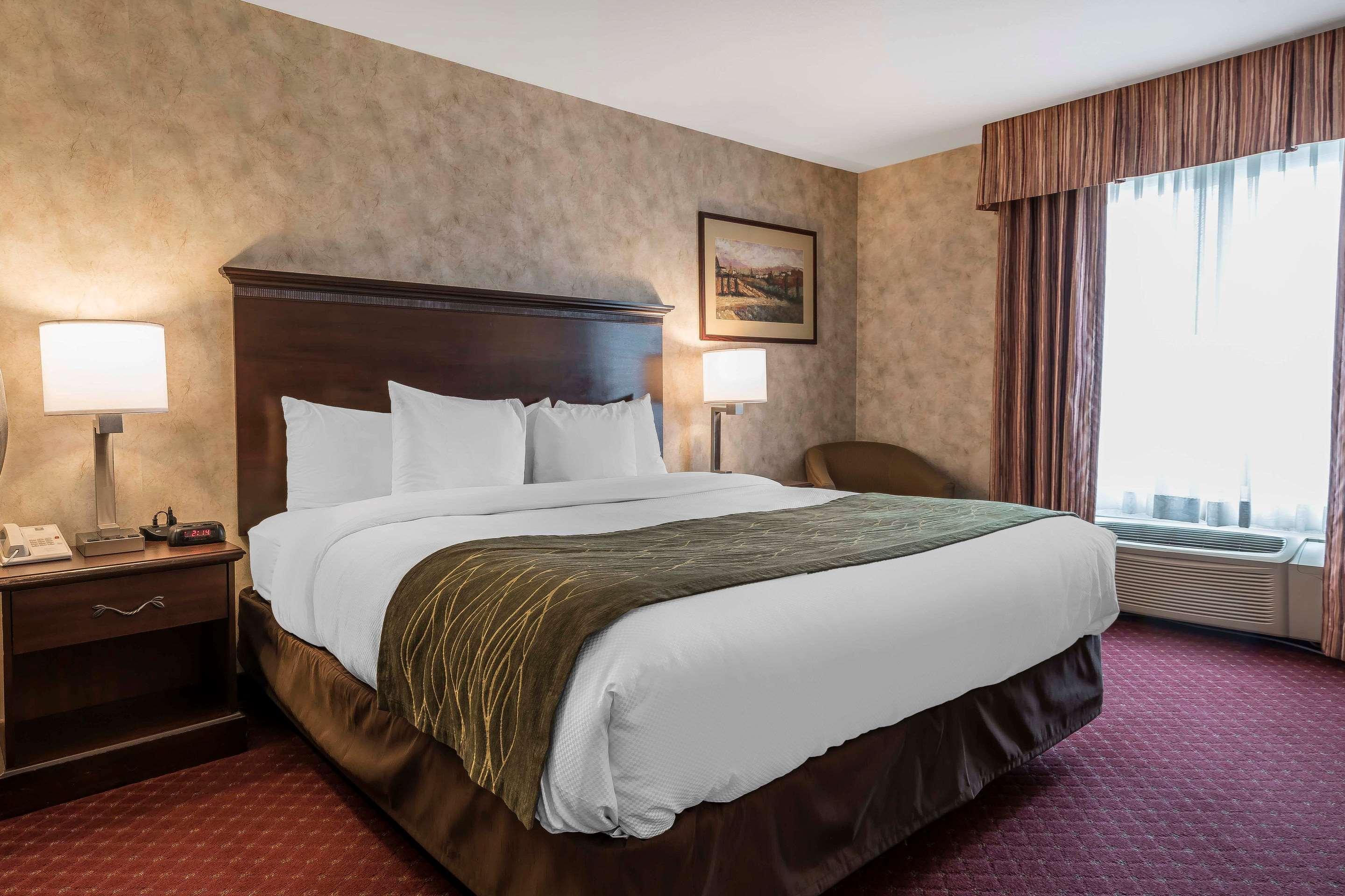 וואלה וואלה Comfort Inn & Suites מראה חיצוני תמונה