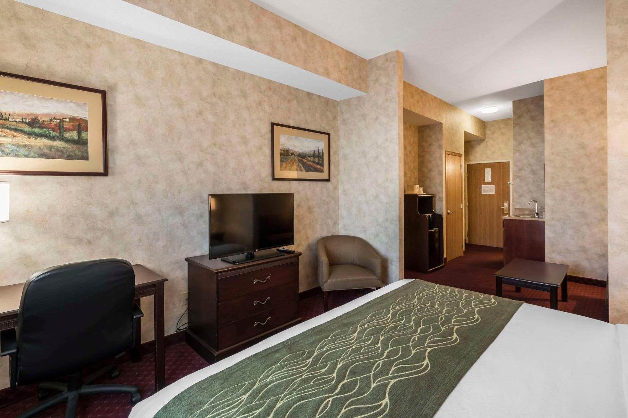וואלה וואלה Comfort Inn & Suites מראה חיצוני תמונה